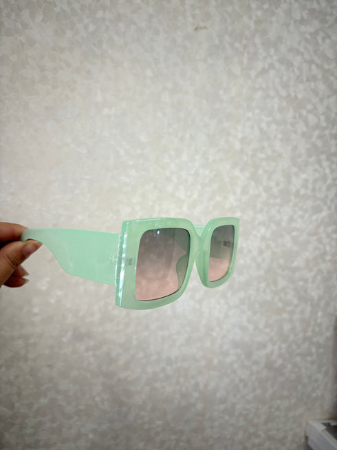 Fashionable Retro Square Frame Sunglasses